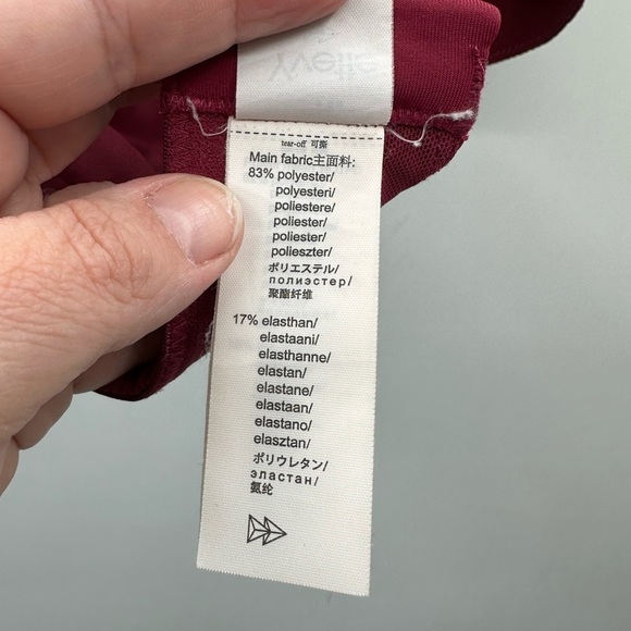 Yvette Red Cross-cross back padded athleisure activewear woman sports bra. XL - Picture 9 of 10